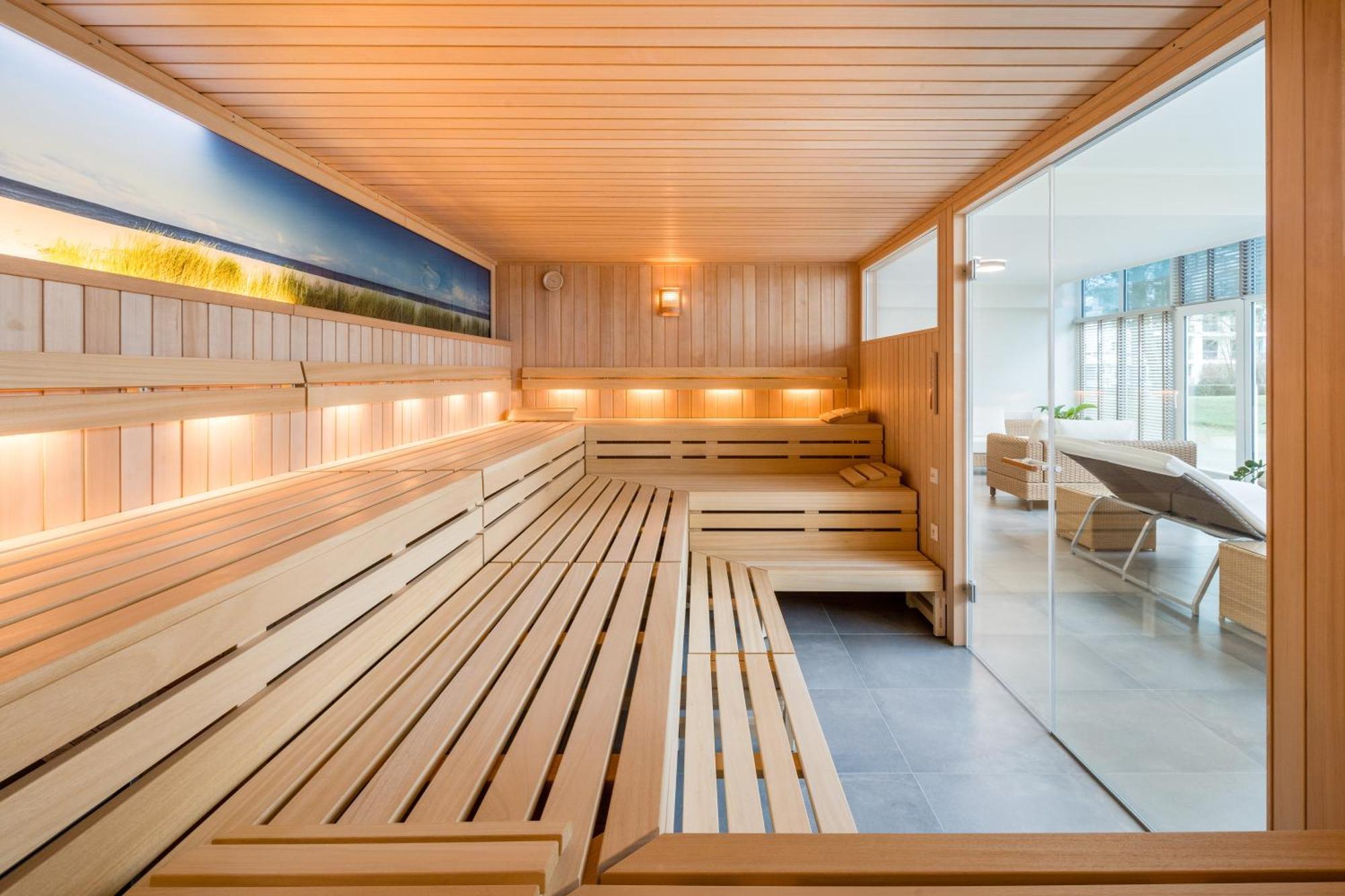 Hotel Bellevue Timmendorfer Strand Buitenkant foto
