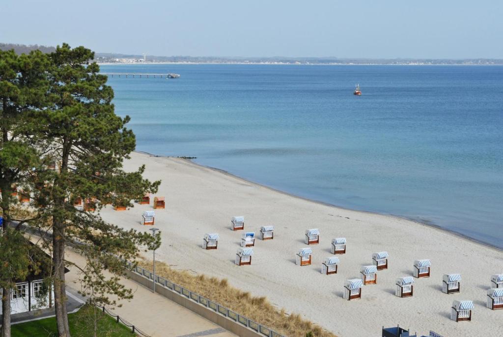 Hotel Bellevue Timmendorfer Strand Buitenkant foto